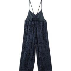 🍀未使用🍀　紺色　サロペット　クラッシュベロア　Ｍの画像