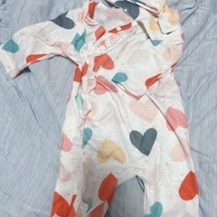 ベビー服　サイズ0-1M 3-6M  ロンパース　帽子、ミトン付きの画像