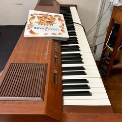 電子ピアノ