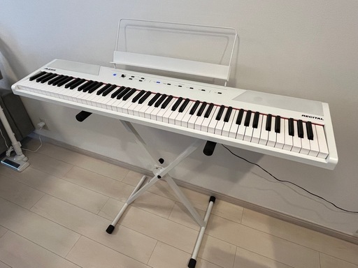 Alesis 電子ピアノ 88鍵盤 スピーカー搭載 譜面台付き
