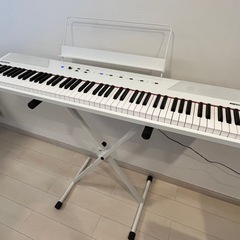 Alesis 電子ピアノ 88鍵盤 スピーカー搭載 譜面台付き