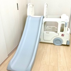 yayaのスクールバス・すべり台の画像