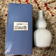 有田焼花瓶の画像