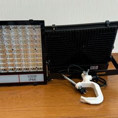 LED投光器　作業灯の画像