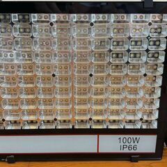 LED投光器　作業灯の画像