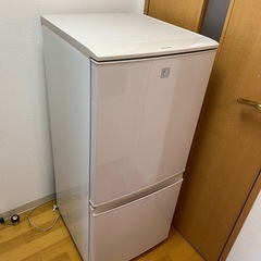 シャープ　ノンフロン冷凍冷蔵庫　137L