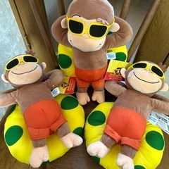 おさるのジョージLぬいぐるみ　SUMMER  1体500円