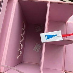 化粧品を入れるワニ柄BOXの画像