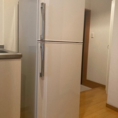 シャープ製冷蔵庫と洗濯機
お譲りします