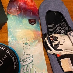 スノーボード2枚、靴1足、(25センチ)の画像