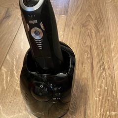 電動シェーバー　髭剃りの画像