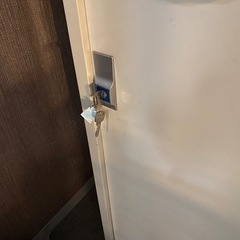 スチールキャビネット鍵付きの画像