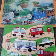 トーマスと車のパズル