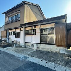 【値下げしました！】閑静な住宅街☆広いお庭付き☆５LDKリフォー...