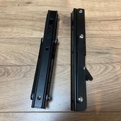 新品 棚用 可動式 ブラケット　金具 折りたたみ可 棚　収納　インテリアの画像