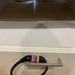 参考写真追加　テレビボード　65インチを乗せたらシンデレラフィットくらいの画像