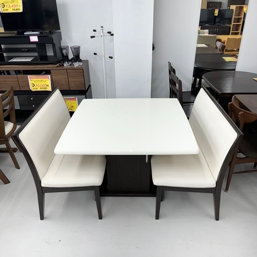 【お買い得‼️】シギヤマ家具 103cm幅4人掛けダイニングテーブルセット 両側ベンチ 収納スペース付き 鏡面仕上げホワイト♪