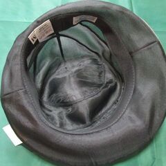 【タグ付き未着用】絹100%　お花のモチーフ付き帽子 　Ｍ　グレーの画像