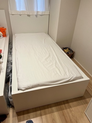 IKEAベッドシングル枠とマットレス