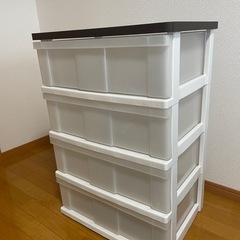 【決まりました】プラスチック製衣装ケース