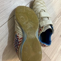 トレーニングシューズ　19cmの画像