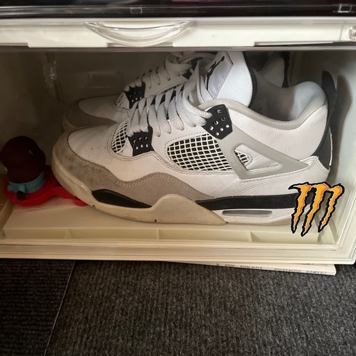 スニーカー Nike Air Jordan 4 Retro Military Black