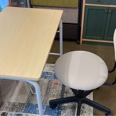 【取りに来られる方限定】無印良品・折りたたみデスク、キャスター付...