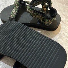 キッズ　サンダル　17cmの画像