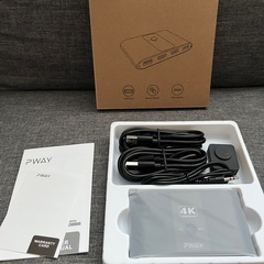 USB3.0 KVMスイッチ2台のPC接続可能 4K@60Hz解像度対応 HDMI KVM切替器 2入力1出力 ボタン&有線リモコン切替 仕事/会議/娯楽に最適の画像