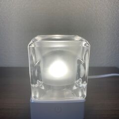 NITORI　ニトリ　LEDテーブルランプ　(LUMILA ホワイト)の画像