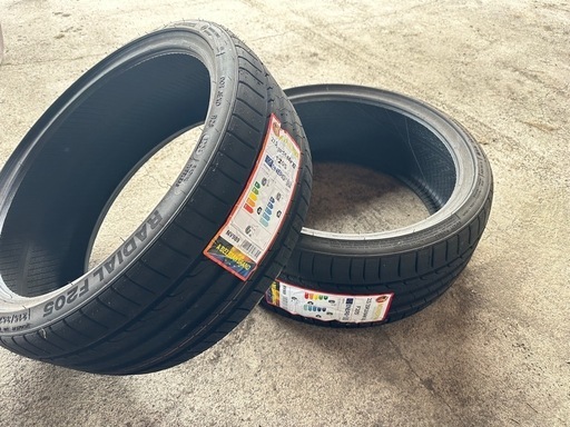 215/35/18 ２本　新品未使用