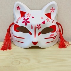 【商談中】新品お面　1個140円猫の半面鈴なし赤桜