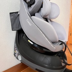  combi クルムーヴアドバンス JP-590 チャイルドシートの画像