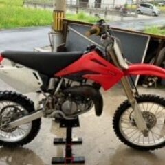 決まりました。  ホンダ　モトクロッサー　CR85R2　希少2st 　初心者の練習用やミニバイクのベースエンジンに。の画像