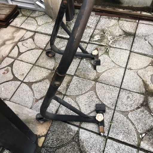 バイクリアスタンド