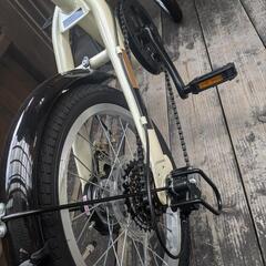 折り畳み自転車　16インチ　シマノ6段変速付き　重量13.5kg アイボリーの画像