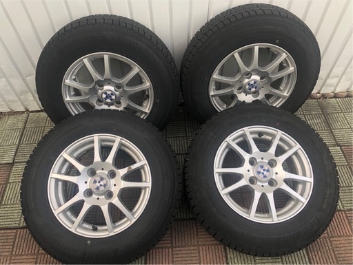 スタッドレスタイヤ