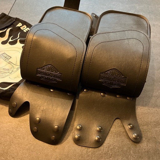 Harley-Davidson サイドバッグ 933000063 ブラックレザー