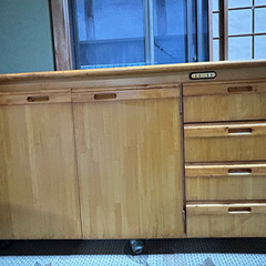 カウンター　キッチン棚の画像