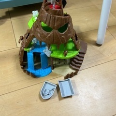 ほねほねザウルス　秘密基地