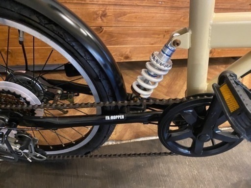 【リアサス付き】20インチ折りたたみ自転車　6速