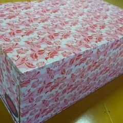 中古　衣装ケース　ブリキ製　赤色柄　同等品複数在庫有