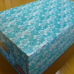 中古　衣装ケース　ブリキ製　青色柄　同等品複数在庫有
