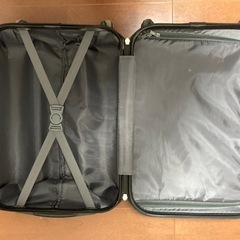 スーツケース 機内持ち込みサイズの画像