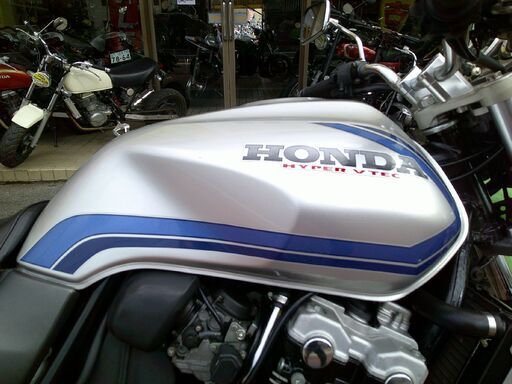 NO.5156 　ＣＢ４００Ｓｕｐｅｒ　Ｆｏｕｒ　ＶＴＥＣ　水冷４サイクル４気筒エンジン　スペンサーカラー