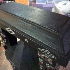 ① アジアン家具 木製 オープンシェルフ 高さ110cm ブラック 民族系 収納棚 CDラック 飾り棚 本棚 札幌市東区 新道東店の画像