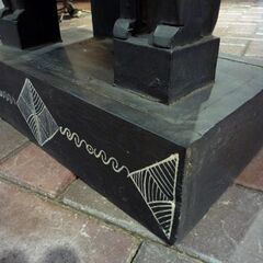 ① アジアン家具 木製 オープンシェルフ 高さ110cm ブラック 民族系 収納棚 CDラック 飾り棚 本棚 札幌市東区 新道東店の画像