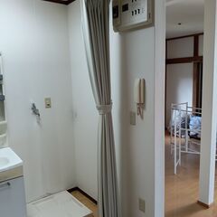 間仕切りカーテン　つっぱり棒の画像