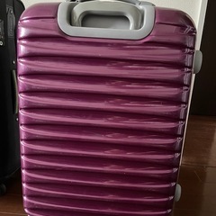 スーツケースの画像
