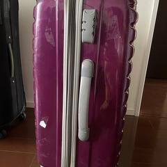 スーツケースの画像